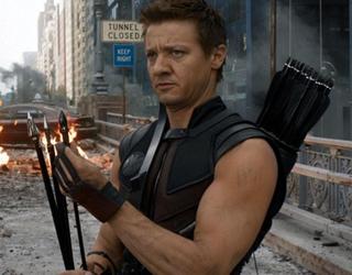 Jeremy Renner se ha fracturado los dos brazos en el rodaje de la película