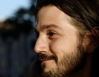 El actor Diego Luna se une al elenco de la nueva cinta de Woody Allen