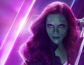 Zoe Saldana opina sobre las criticas que compartió James Cameron al cine de superheroes